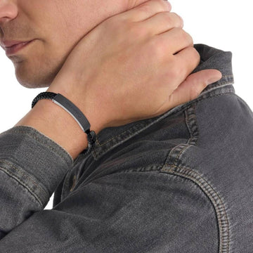 Ανδρικό βραχιόλι Calvin Klein 35000406 από μαύρο δέρμα με μαύρη αγκράφα.